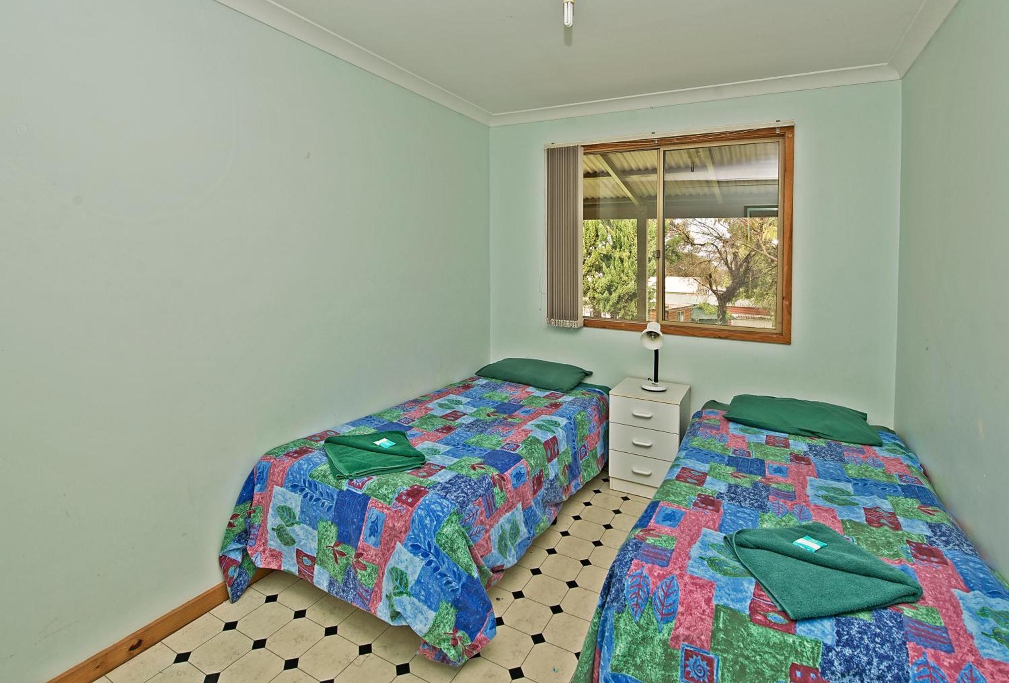 Acclaim Pine Grove Holiday Park Esperance Exterior photo